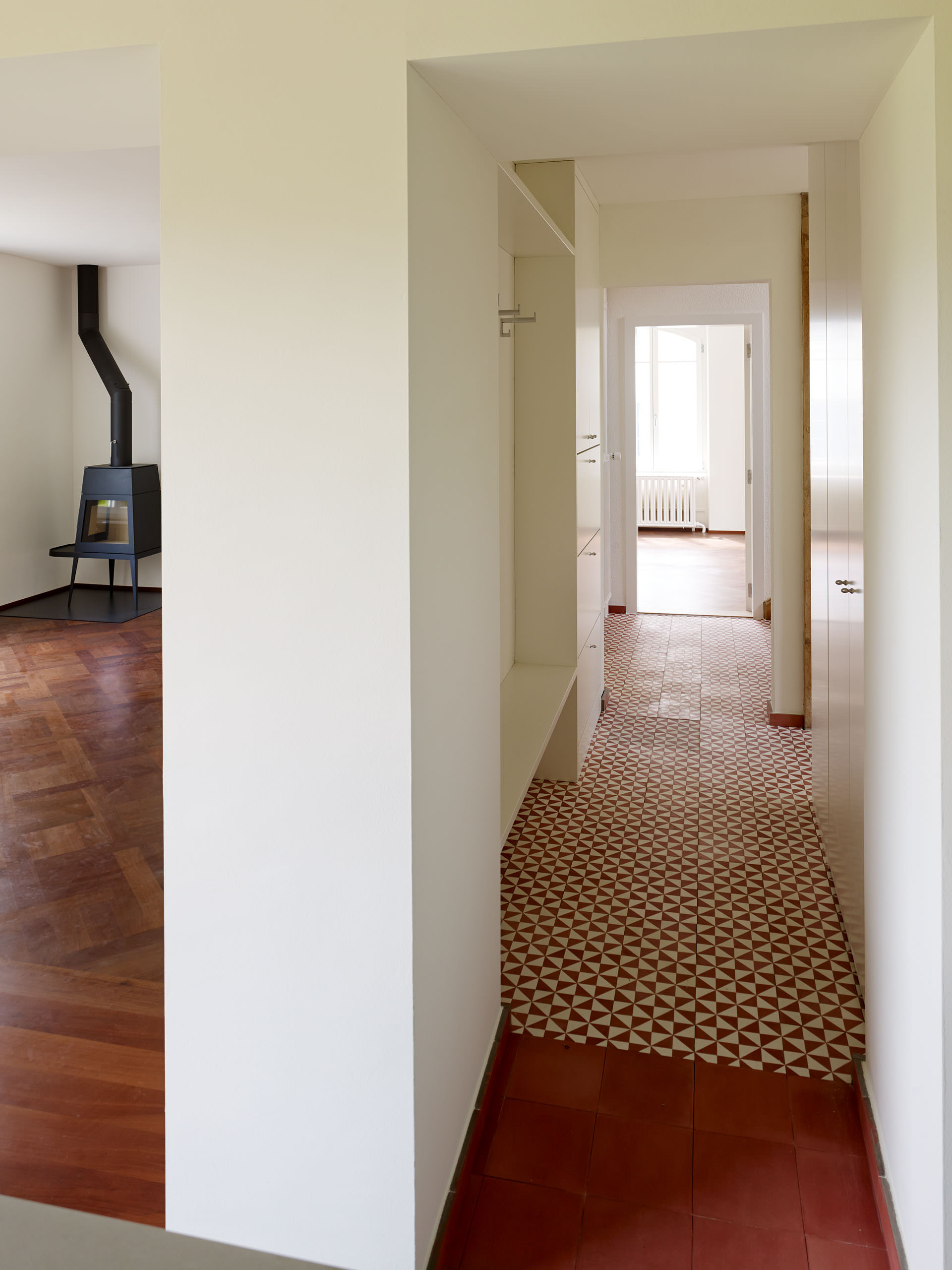 E14496 Alpa 044435 j2560